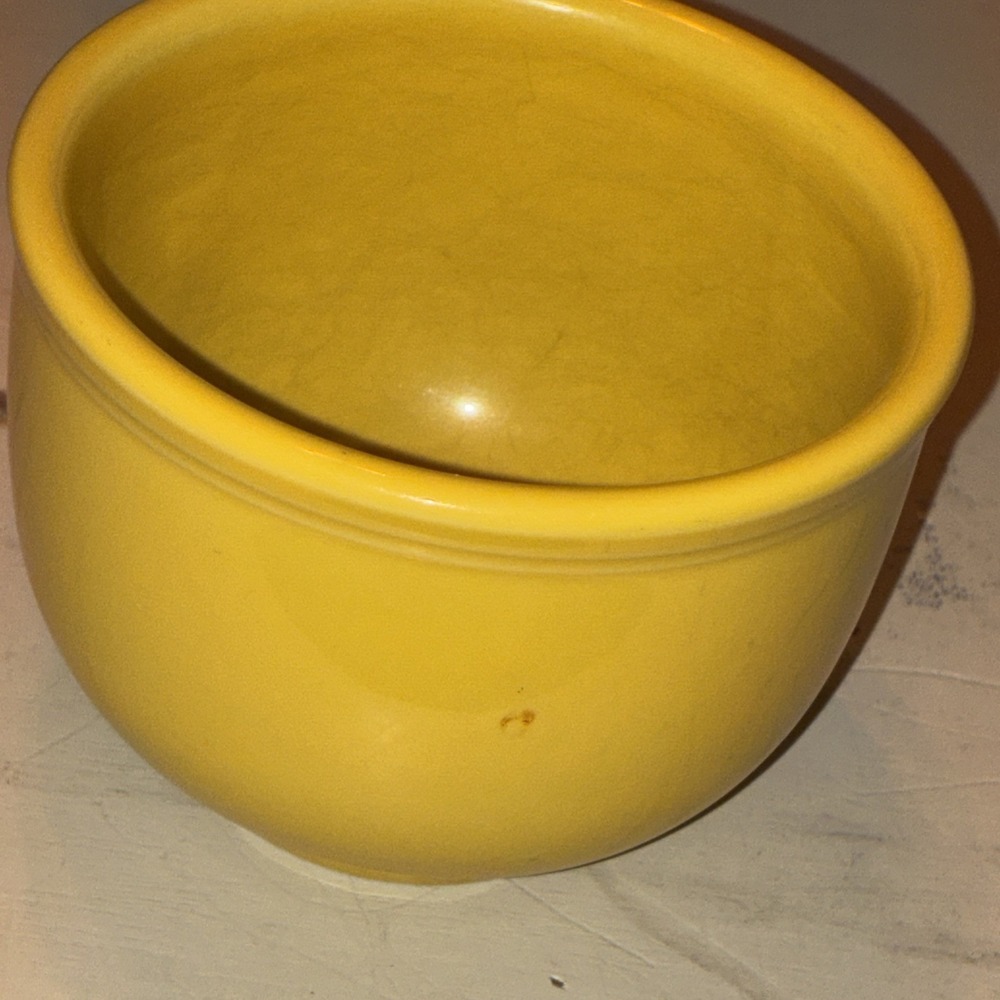 FiestaWare CHILI BOWL -‎ 4.5" x 3.5" BRIGHT YELLOW - Picture 4 of 9